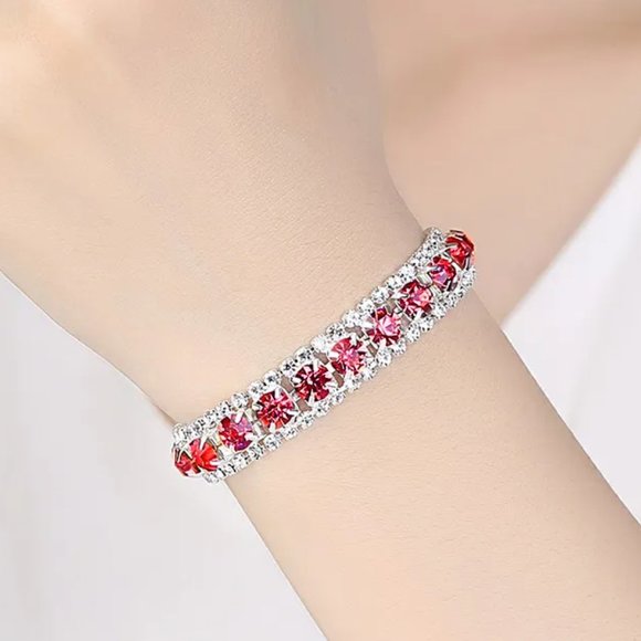 Pink / White Rhinestone Bracelet - Picture 2 of 6